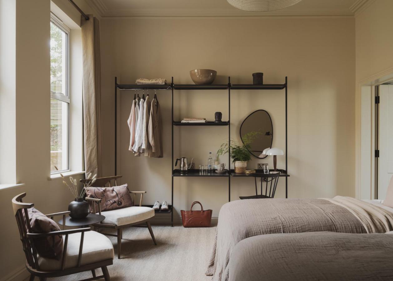 Leighton House - Boutique Guesthouse Bath Buitenkant foto Bedroom