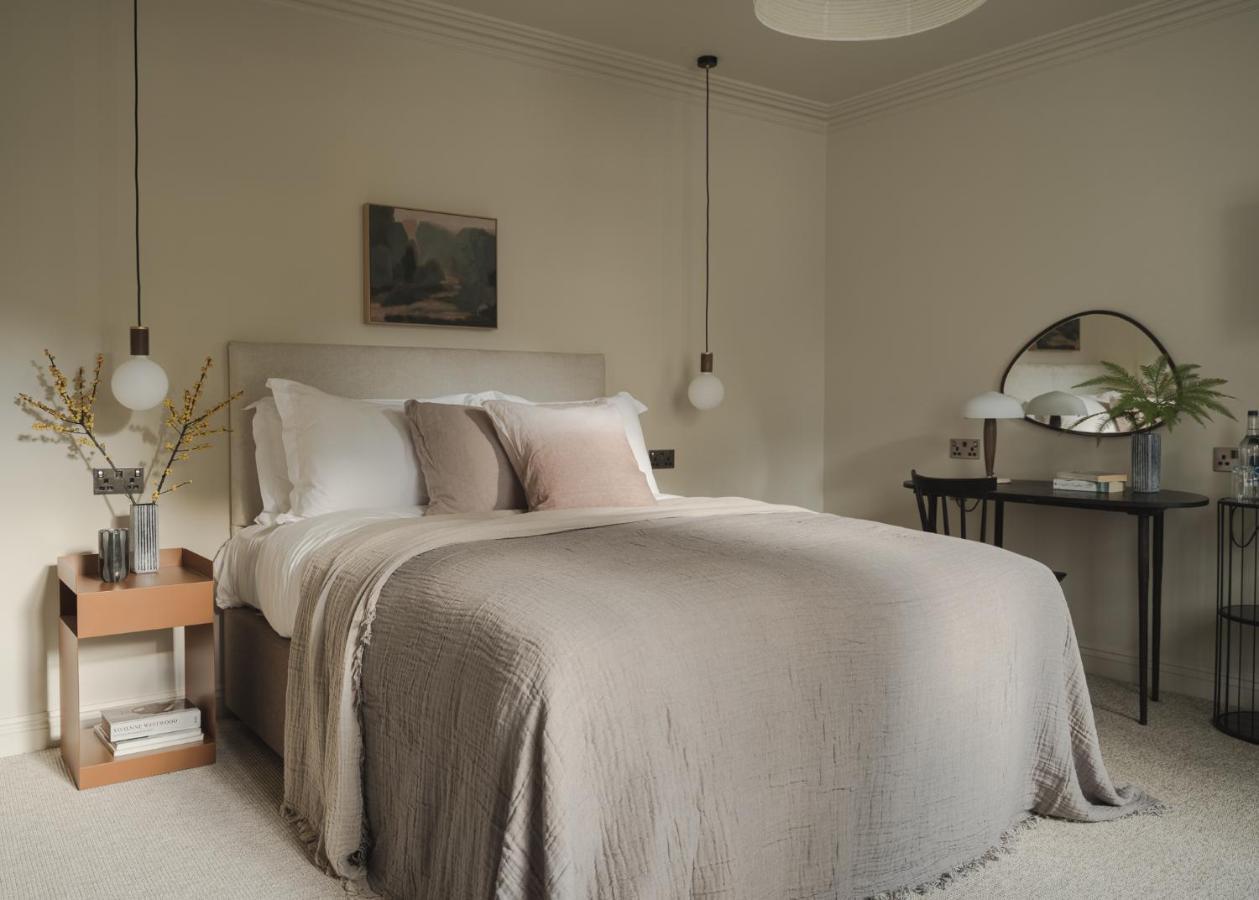 Leighton House - Boutique Guesthouse Bath Buitenkant foto A bedroom