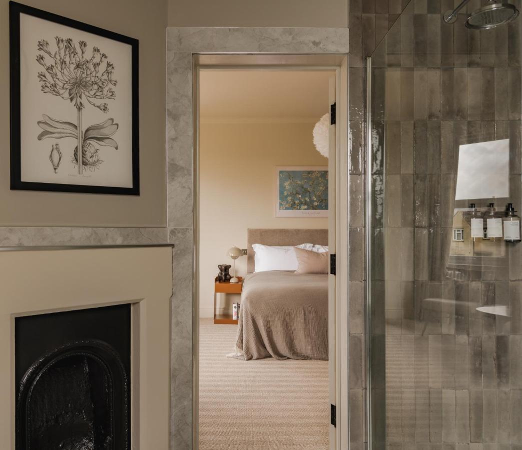 Leighton House - Boutique Guesthouse Bath Buitenkant foto A room at The Ivy Hotel