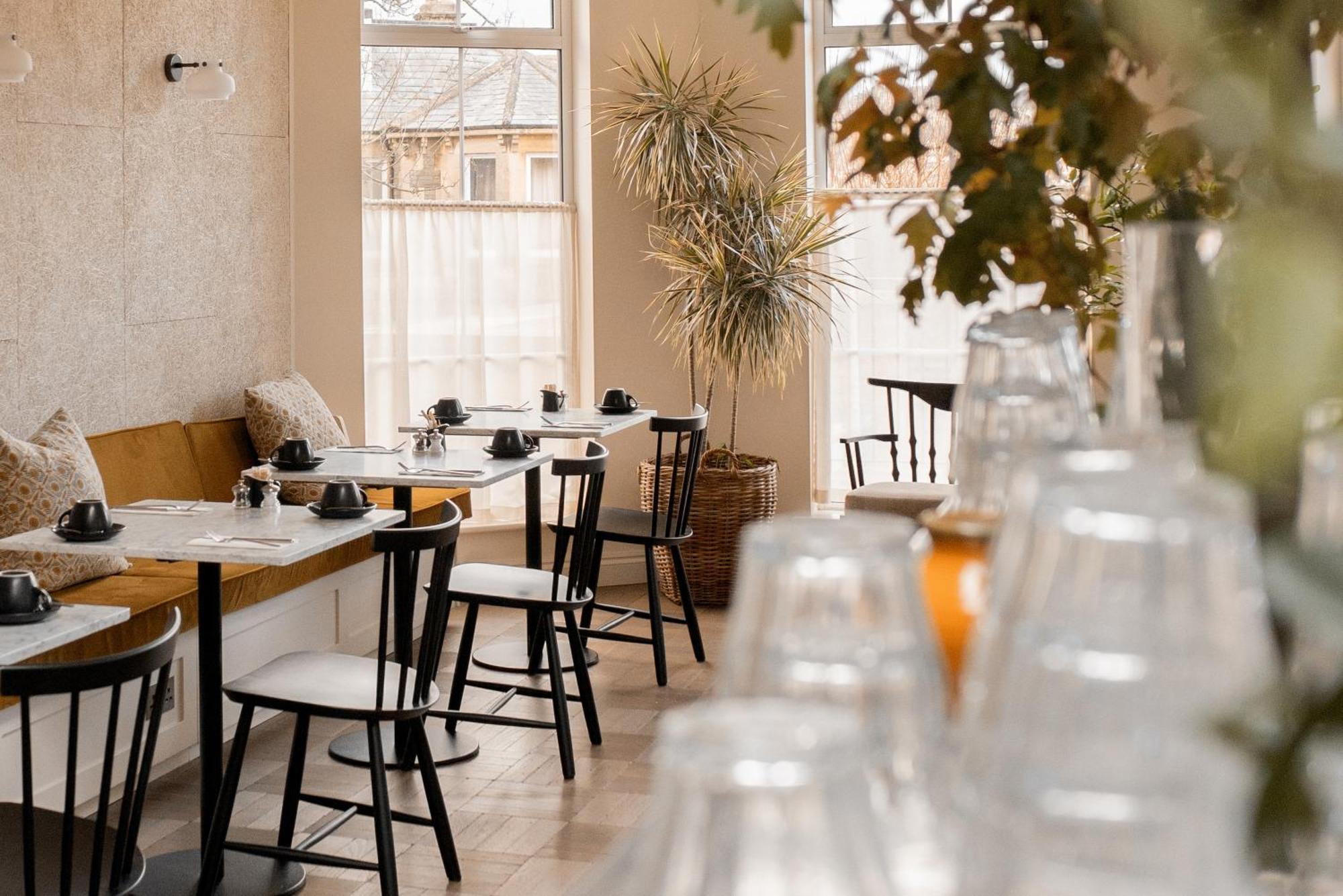 Leighton House - Boutique Guesthouse Bath Buitenkant foto Interior of the restaurant