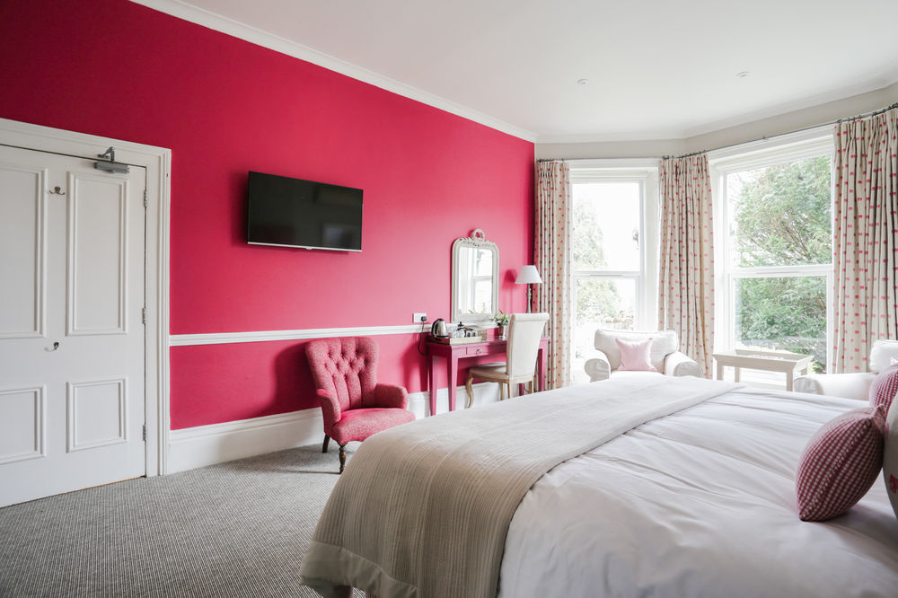 Leighton House - Boutique Guesthouse Bath Buitenkant foto A bedroom at The Old Swan